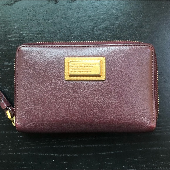 Marc Jacobs Handbags - MARC by Marc Jacobs Wristlet